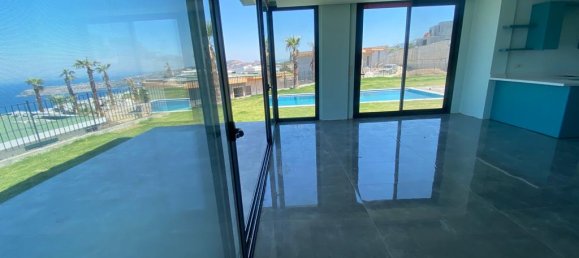 3 bedrooms Property in Bodrum, Turkey No. 4794 2