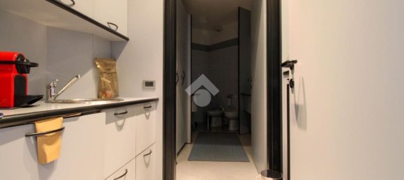 Oficina en Dalmine, Italy 130 m² No. 232629 14