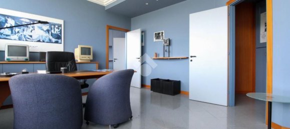 Oficina en Dalmine, Italy 130 m² No. 232629 6