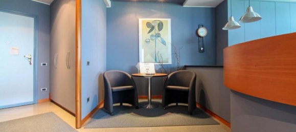 Oficina en Dalmine, Italy 130 m² No. 232629 18