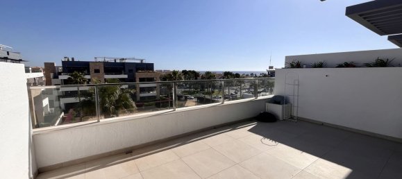 2 bedrooms Penthouse in Alicante, Spain No. 188008 15