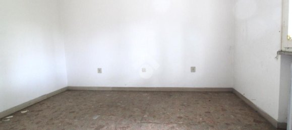 3 Schlafzimmer Haus in Cesena, Italy, Nr. 310072 11