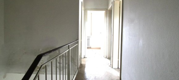 3 Schlafzimmer Haus in Cesena, Italy, Nr. 310072 28