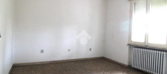 3 Schlafzimmer Haus in Cesena, Italy, Nr. 310072 4