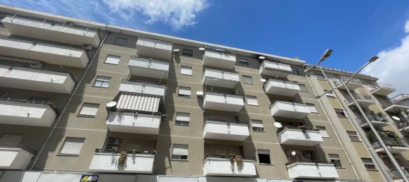 4 rooms Apartment in Reggio Calabria, Italy No. 27861 72