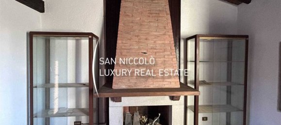 3 bedrooms House in Florence, Italy No. 210165 12