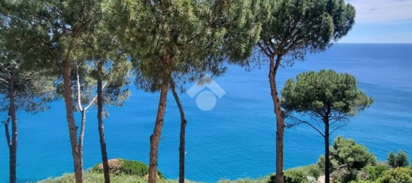 Квартира с 2 спальнями в Сталетти, Италия № 320783 19