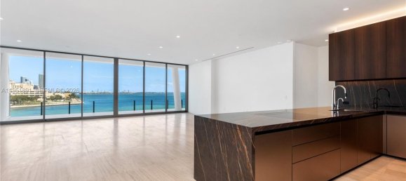 3 dormitorios propiedad comercial en venta en Miami, Miami-Dade, Florida, USA № 614819 4