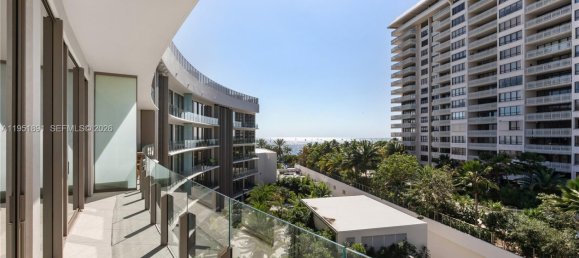 3 dormitorios propiedad comercial en venta en Miami, Miami-Dade, Florida, USA № 614819 27