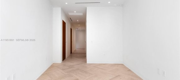 3 dormitorios propiedad comercial en venta en Miami, Miami-Dade, Florida, USA № 614819 21