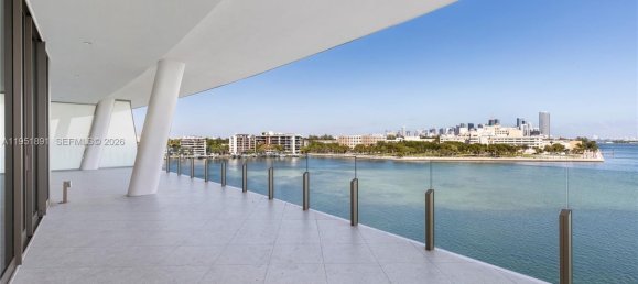 3 dormitorios propiedad comercial en venta en Miami, Miami-Dade, Florida, USA № 614819 11