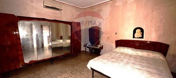 3 bedrooms House in Catania, Italy No. 320368 8