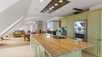 3 rooms Duplex in Mariahilf, Austria No. 133942