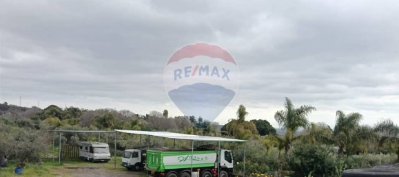 2 rooms Commercial property in Belpasso, Italy No. 57016 2