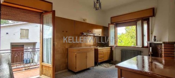 3 bedrooms Apartment in Sassoferrato, Italy No. 280534 3