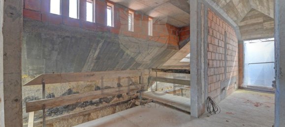 5 bedrooms House in Porto, Portugal No. 127869 10