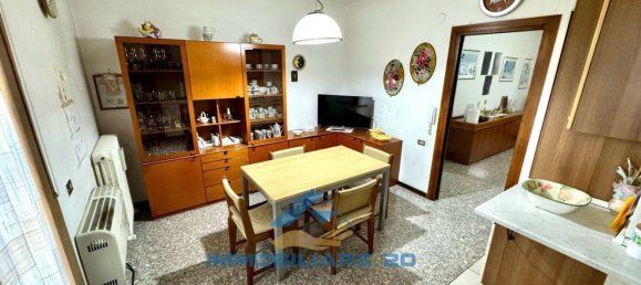 5غرفة شقة في Teramo, Italy رقم 189122 6