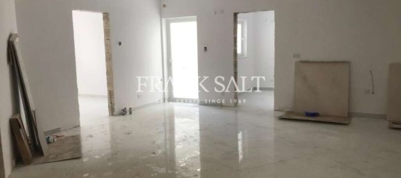 3 bedrooms Maisonette in Saint Paul's Bay, Malta No. 2438 3