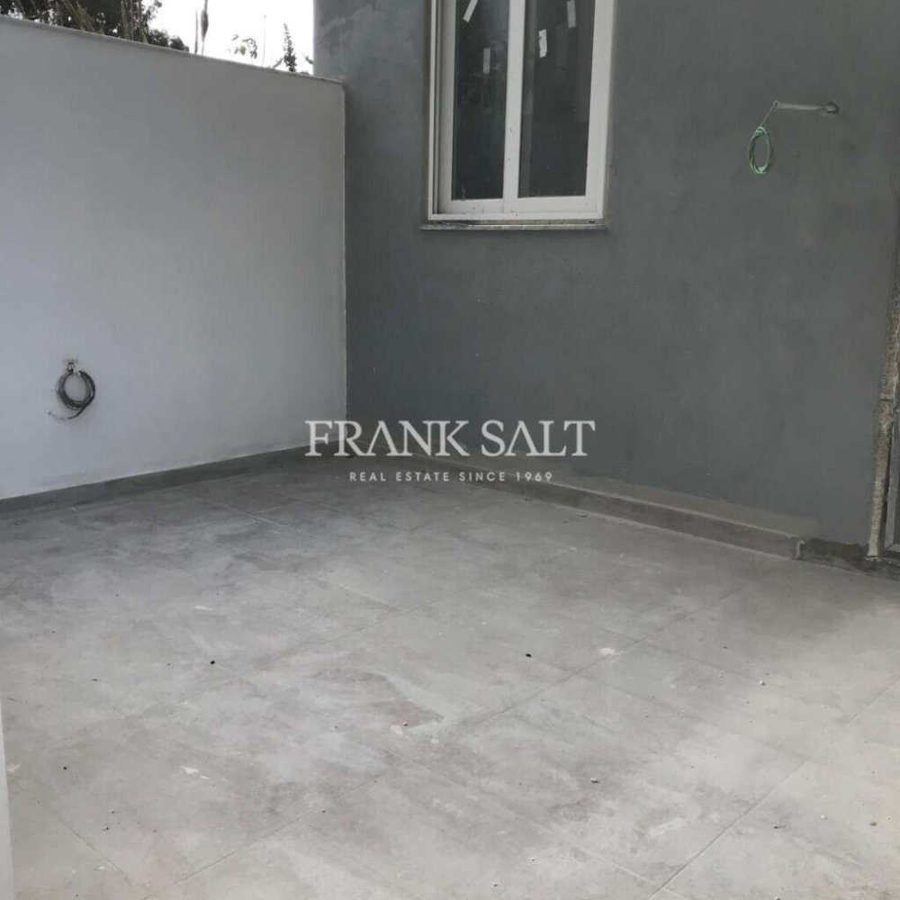 3 bedrooms Maisonette in Saint Paul's Bay, Malta No. 2438