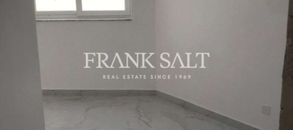 3 bedrooms Maisonette in Saint Paul's Bay, Malta No. 2438 9