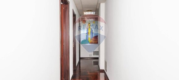 6 rooms Apartment in Ragusa, Italy No. 120423 8