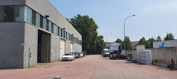 2350m² Building in Veneto, Italy No. 64913 8