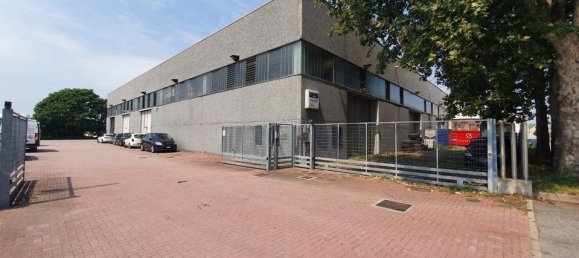 2350m² Building in Veneto, Italy No. 64913 3