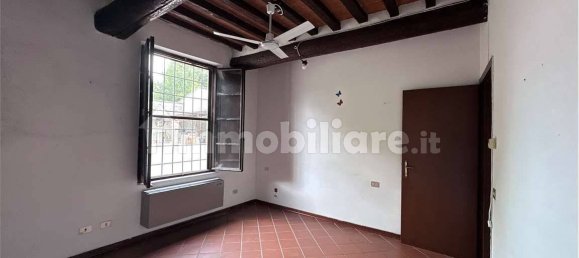 3 rooms Apartment in Soragna, Italy No. 292672 9