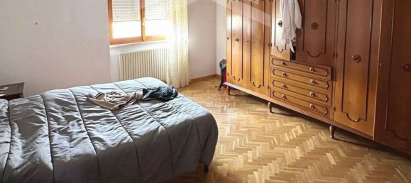 5 rooms Apartment in Campobasso, Italy No. 203215 15