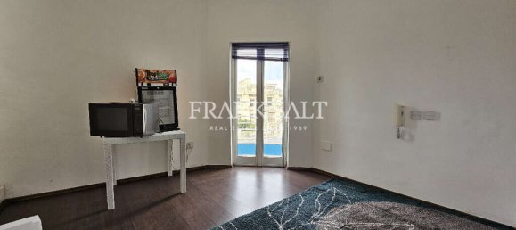 200m² Office in Birkirkara, Malta No. 13473 6