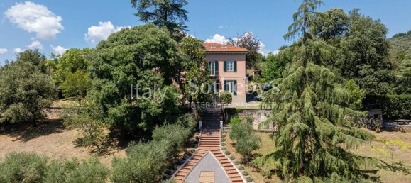 7 Schlafzimmer Villa in Lucca, Italy, Nr. 266612 4