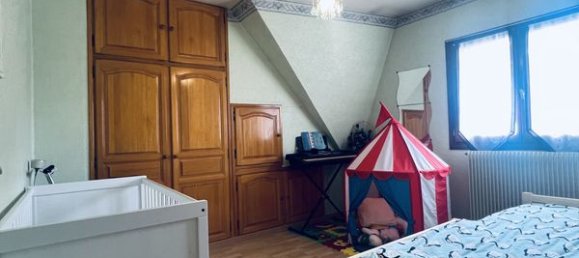 Casa de 4 dormitorios en Bobigny, France No. 178172 12