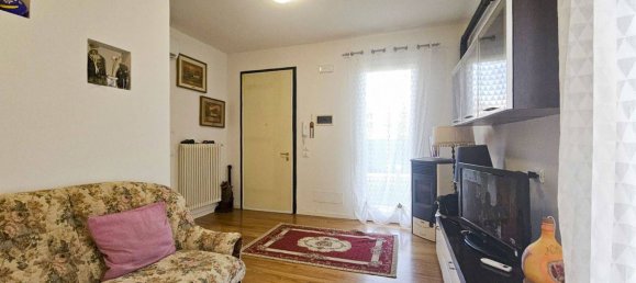 1 bedroom Apartment in San Donà di Piave, Italy No. 280767 20