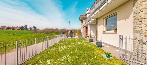 2 bedrooms Apartment in Cherasco, Italy No. 224943 10