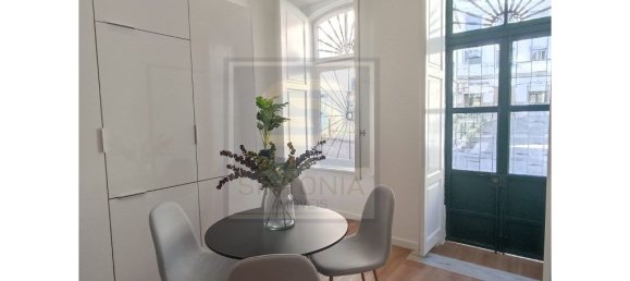 2 bedrooms Apartment in Lisbon, Portugal No. 84995 3