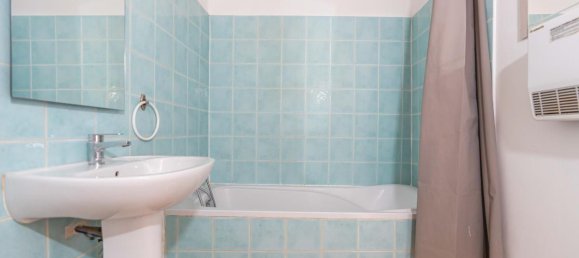 3 Schlafzimmer Wohnung in Pertuis, France, Nr. 334779 12