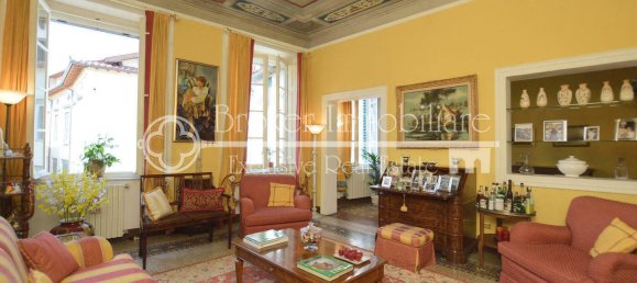 3 bedrooms Apartment in Lucca, Italy No. 16302 2