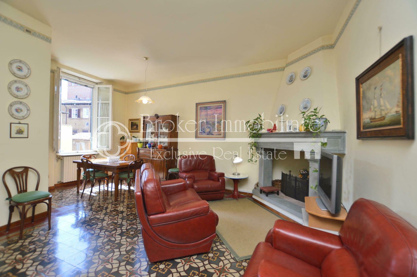 3 bedrooms Apartment in Lucca, Italy No. 16302