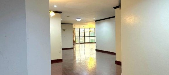 Apartamento com 3 quartos em condomínio em Khlong Toei, Thailand N.º 23764 8