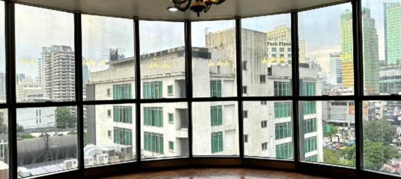 Apartamento com 3 quartos em condomínio em Khlong Toei, Thailand N.º 23764 10