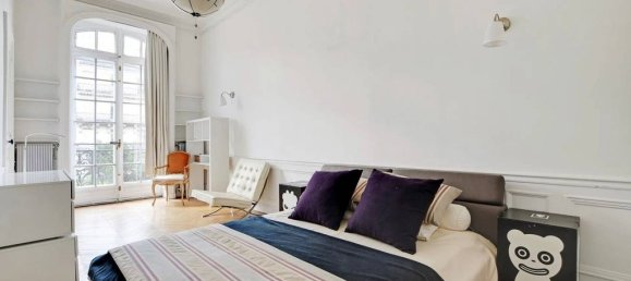 4 bedrooms Apartment in Paris, France No. 177545 20