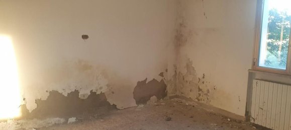 8-salle Maison à Lamporecchio, Italy No. 274709 10