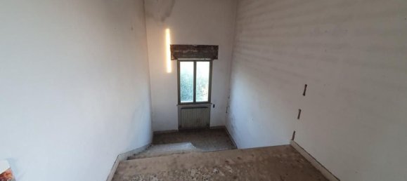 8-salle Maison à Lamporecchio, Italy No. 274709 6