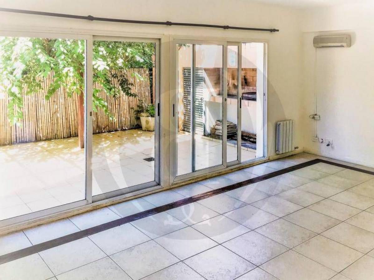 Квартира с 2 спальнями в Пилар, Аргентина № 77473