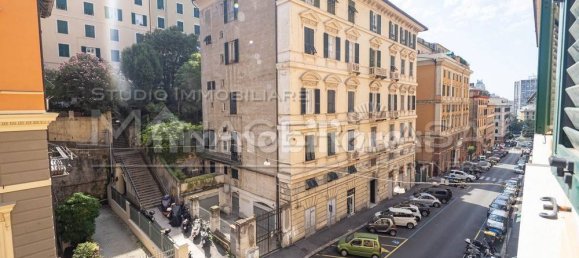 3 bedrooms Apartment in Genoa, Italy No. 373226 11