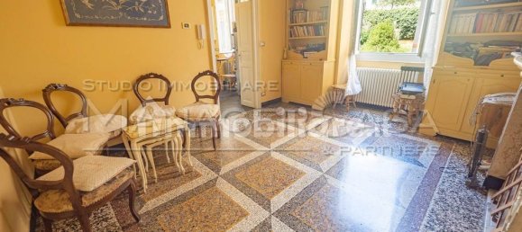 3 bedrooms Apartment in Genoa, Italy No. 373226 3
