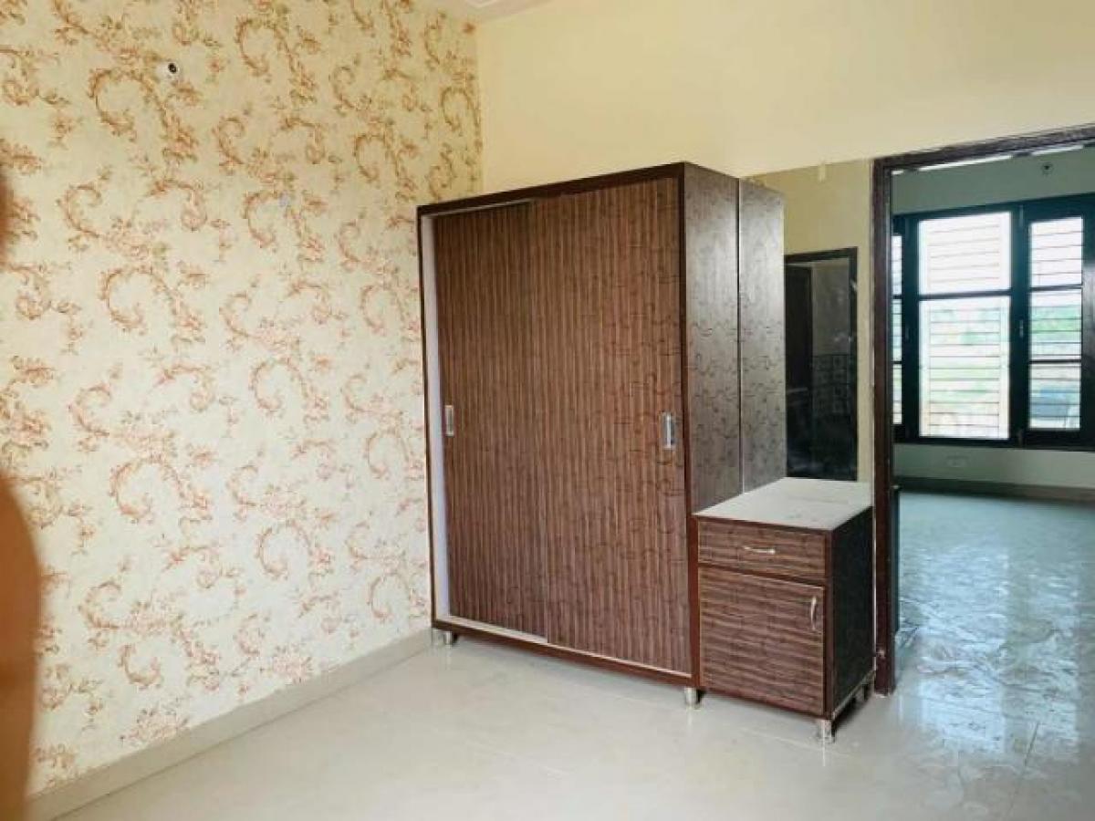 2 bedrooms House in Mohali, India No. 23060