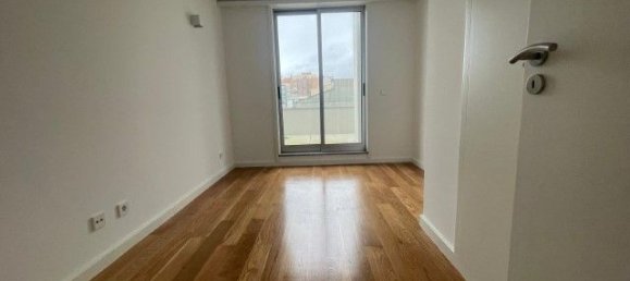 3 bedrooms Apartment in Matosinhos, Portugal No. 113496 10