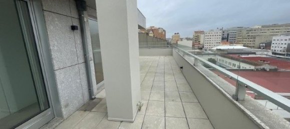 3 bedrooms Apartment in Matosinhos, Portugal No. 113496 4