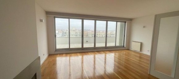 3 bedrooms Apartment in Matosinhos, Portugal No. 113496 2
